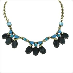 OLIVIA WELLES EMMA CLUSTER BIB STATEMENT NECKLACE HANDMADE NWT